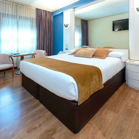 Motel Jardin Олейрос Екстер'єр фото