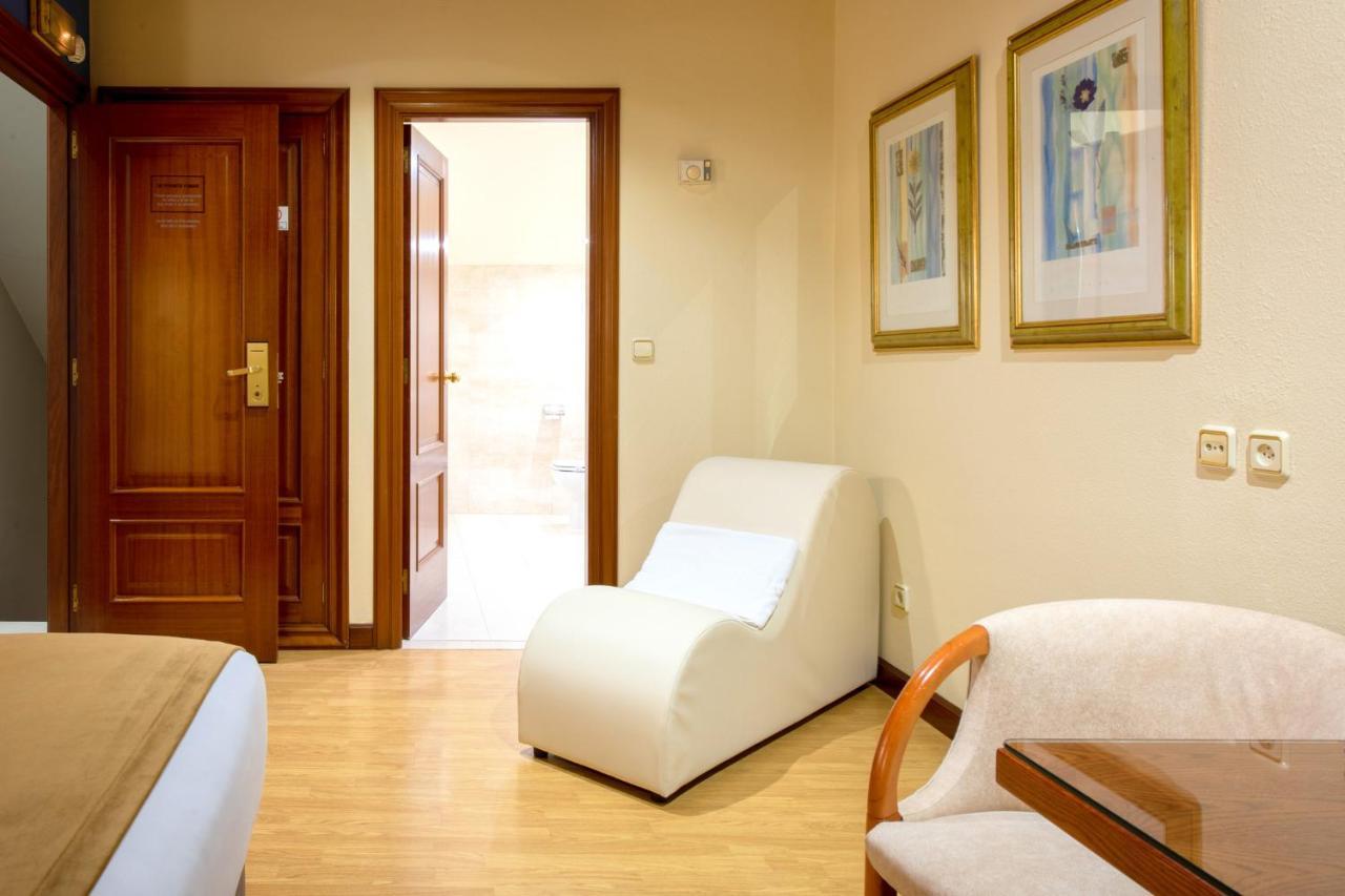 Motel Jardin Олейрос Екстер'єр фото