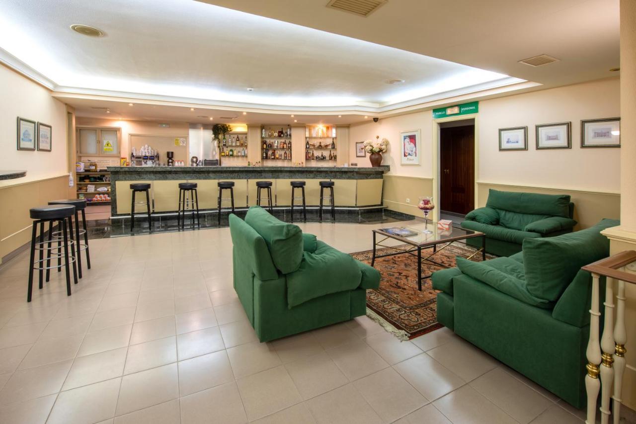 Motel Jardin Олейрос Екстер'єр фото