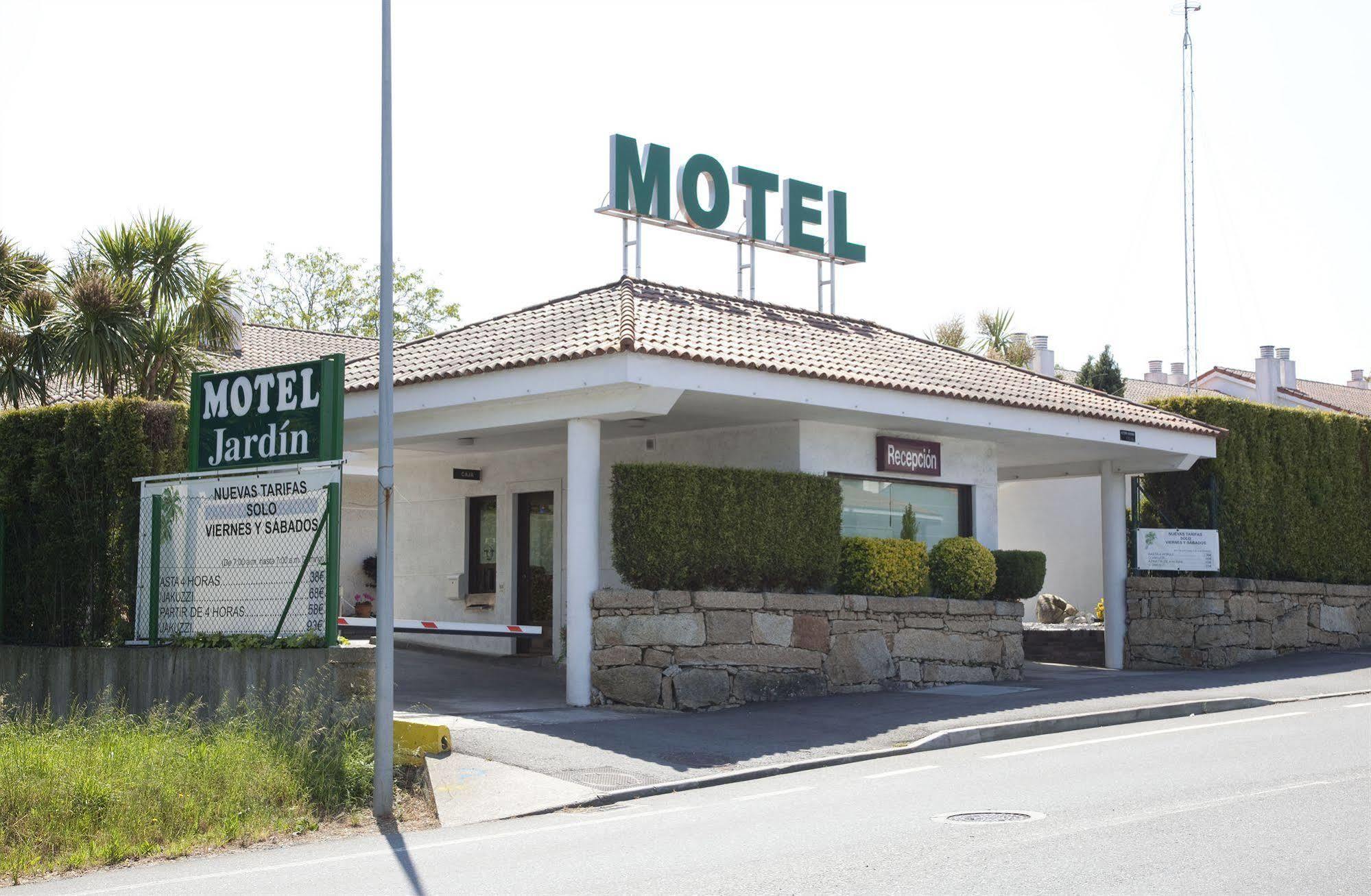 Motel Jardin Олейрос Екстер'єр фото