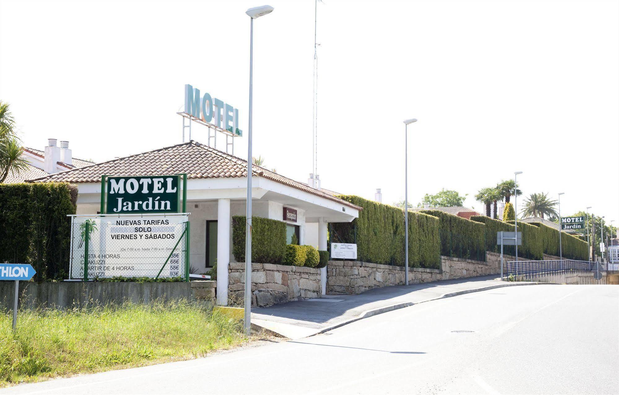 Motel Jardin Олейрос Екстер'єр фото